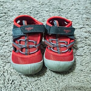 OshKosh Red Bump Toe Sport Sneaker Sz 5